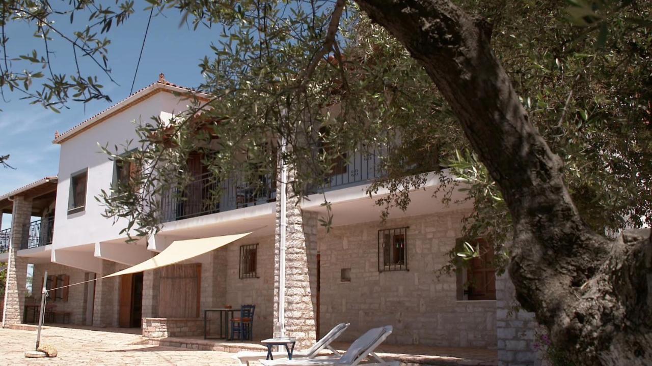 Ionianeon Apartments Agios Ilias  Buitenkant foto