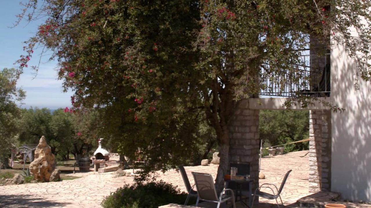 Ionianeon Apartments Agios Ilias  Buitenkant foto