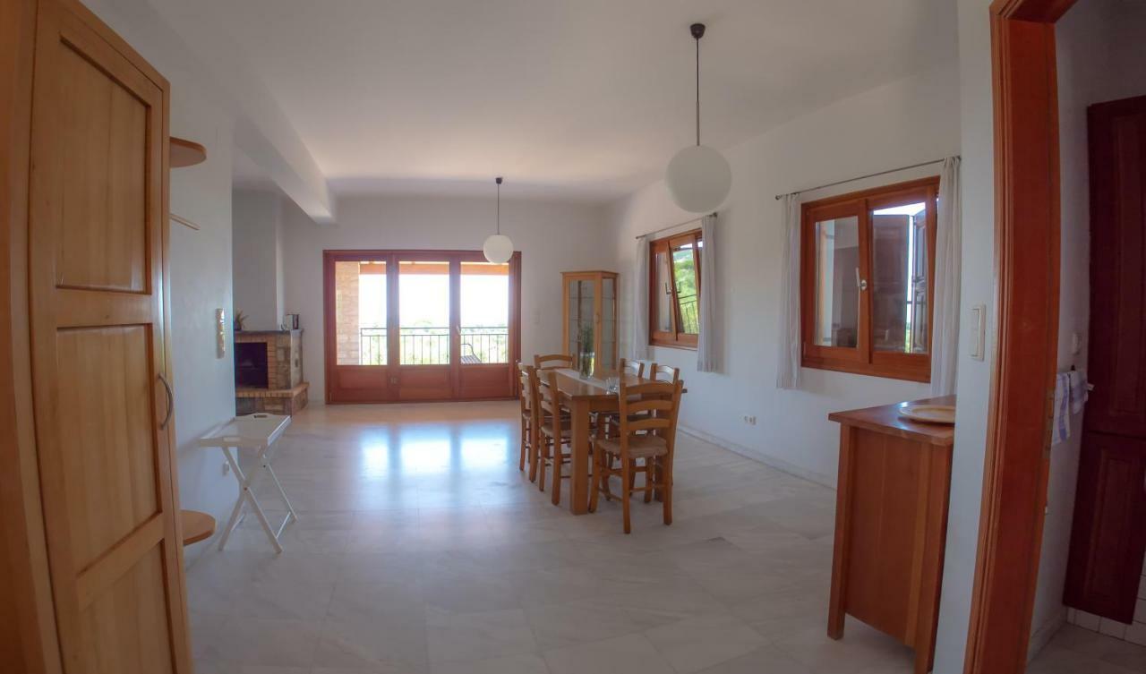 Ionianeon Apartments Agios Ilias  Buitenkant foto